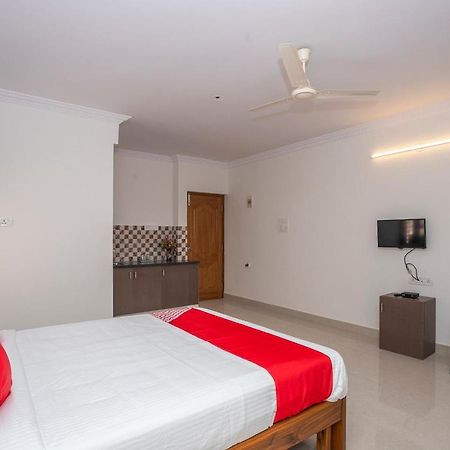 Oyo 27839 Manyata Residency Hotel Bangalore Exterior foto