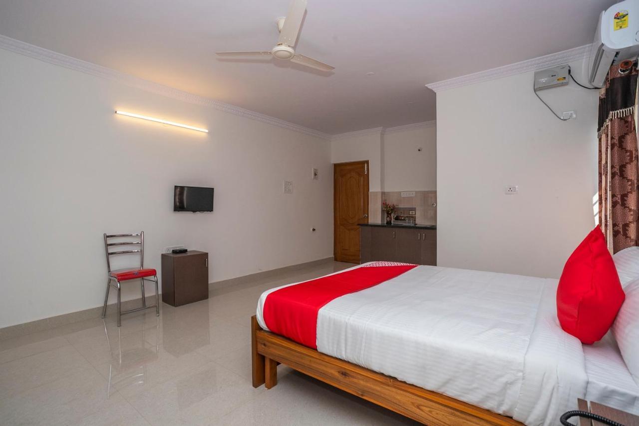 Oyo 27839 Manyata Residency Hotel Bangalore Exterior foto
